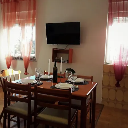 Apartment In Liznjan/istrien 35931